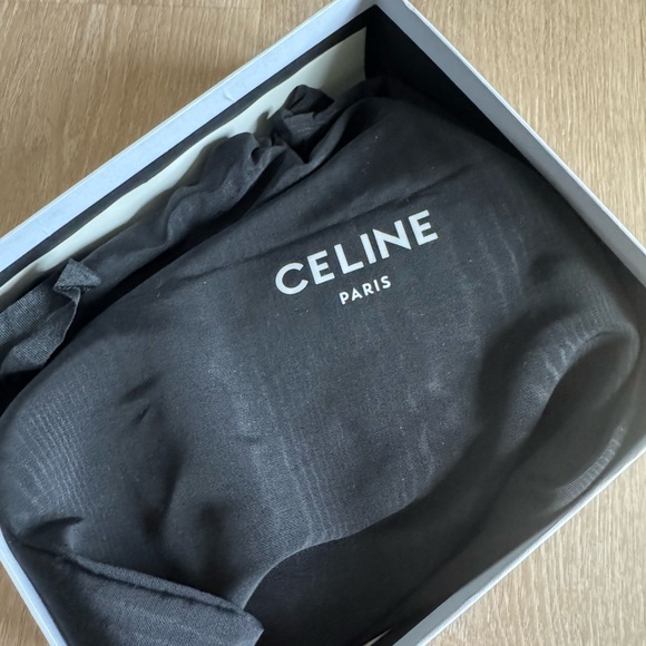 Triomphe Medium Bag - Picture 7 of 13